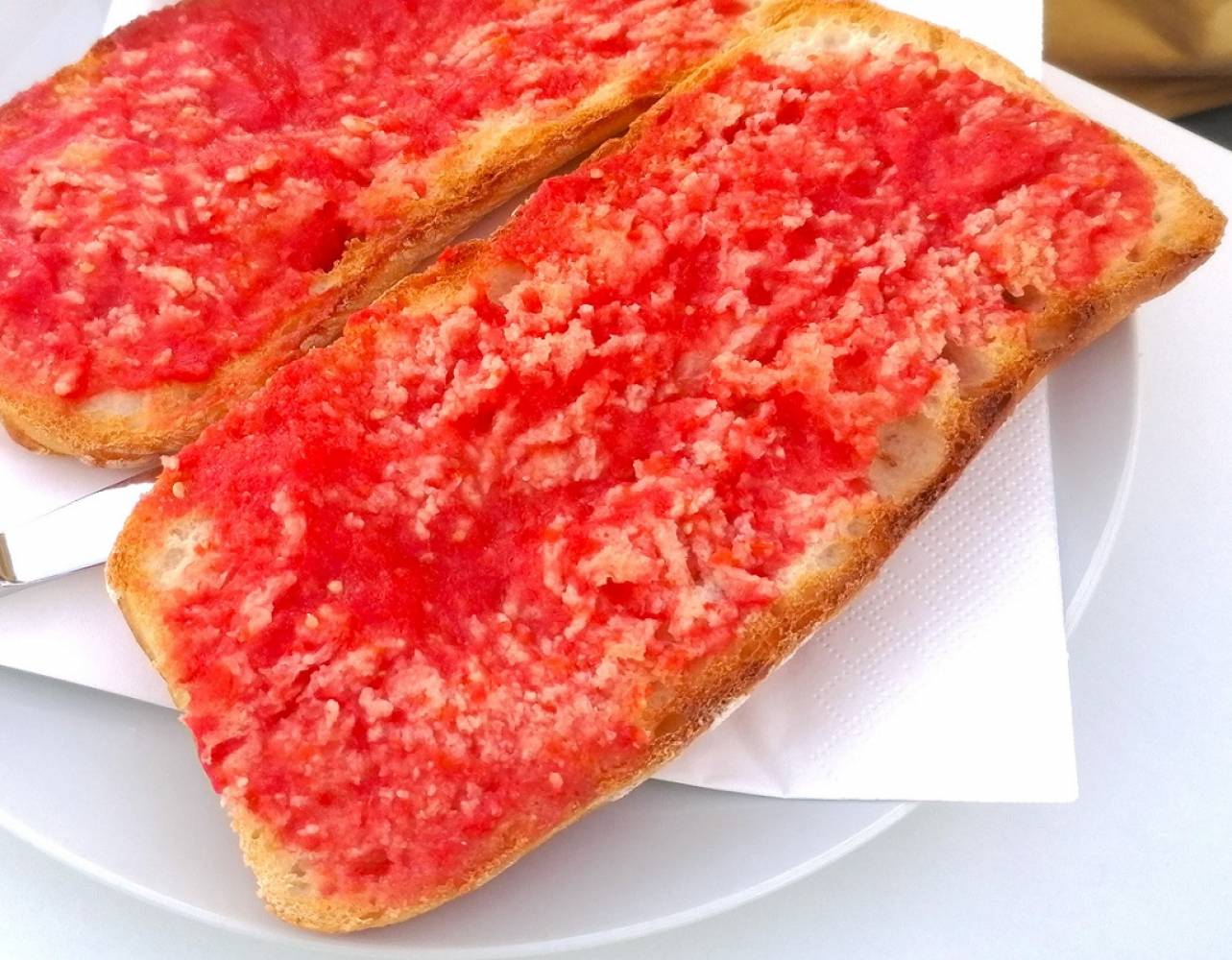 El Pan Tumaca świetna przekąska z pomidor&oacute;w z oliwą